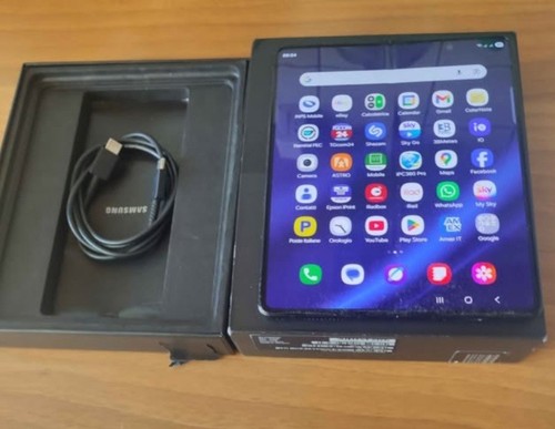 Samsung galaxy fold - fold, 3